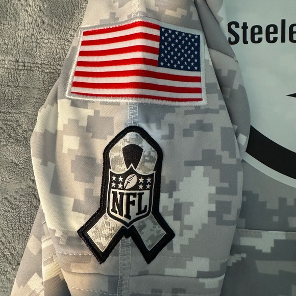 Nike Salute to Service Pittsburgh Steelers Hoodie - Picture 4 of 5